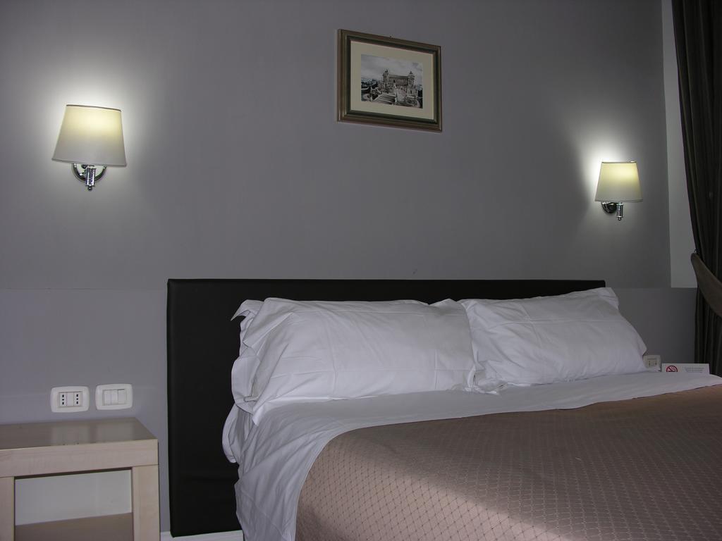 Roma Rooms Colosseum 외부 사진
