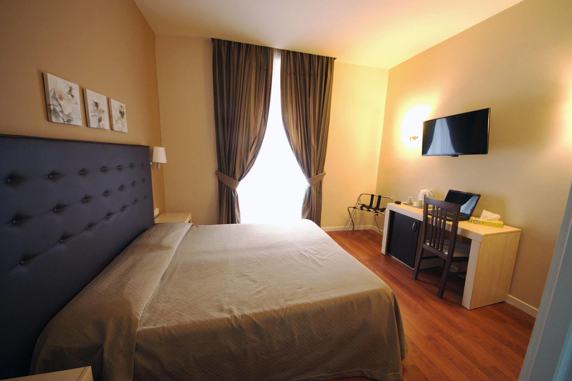 Roma Rooms Colosseum 외부 사진